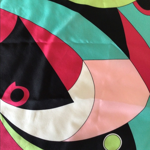 VIBRANT MULTI COLORED SCARF - Picture 6 of 7